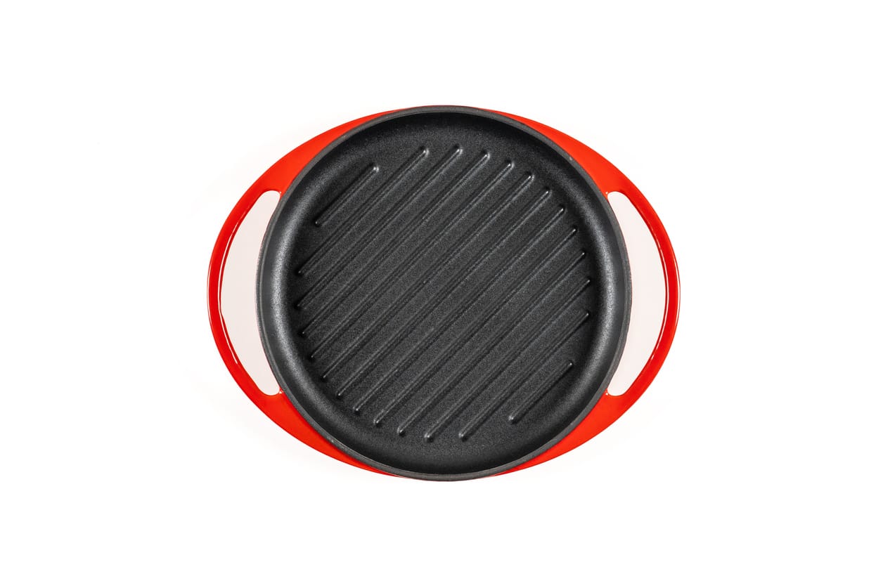 PLACĂ GRILL ROTUNDĂ, FONTĂ EMAILATĂ, CU MÂNERE, ROȘU CHERRY, LÄTT HOME - imagine 4